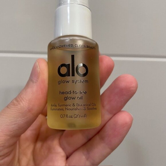 NEW Alo Yoga Glow Oil & Magnesium Spray Mini Duo - Picture 9 of 11